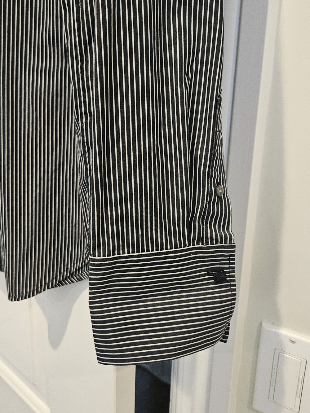 Lauren Ralph Lauren Women’s Black Pinstriped Dress Shirt with White Collar - Picture 3 of 9